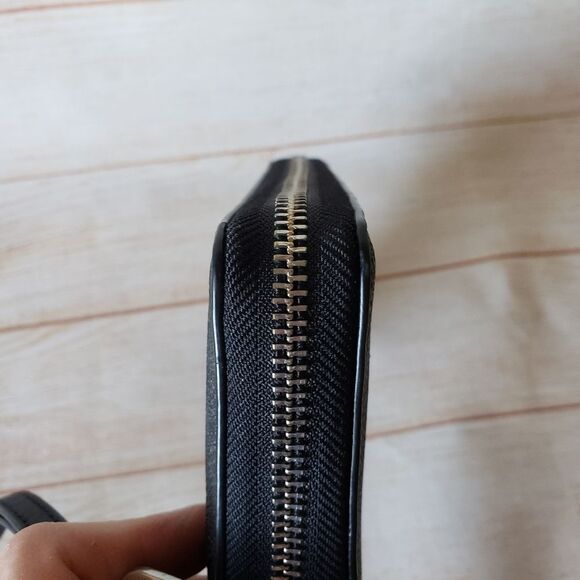 Michael Kors Color Block Signature Logo Zip Around Long Wallet Wristlet Black - Picture 9 of 16